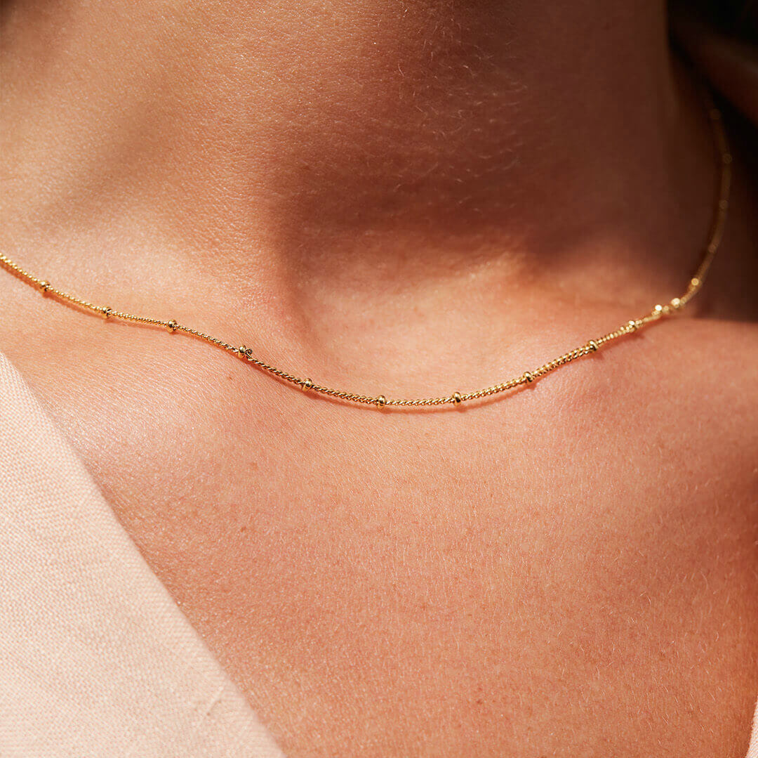 Collar fino dorado Duna