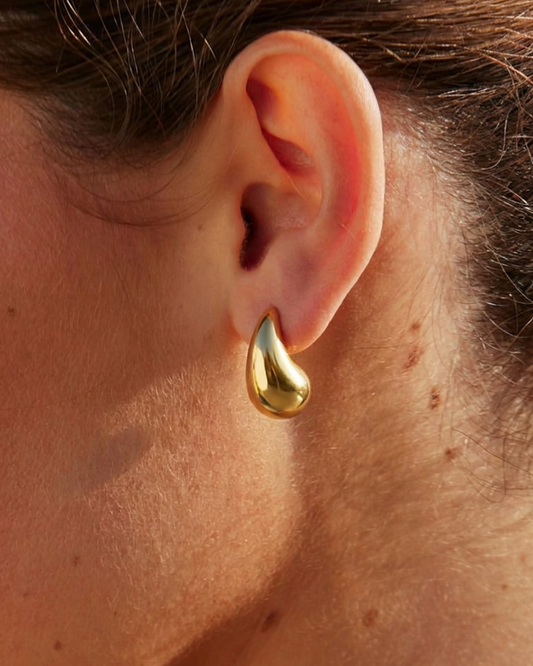 Pendientes dorados modelo Tamar de Auredune