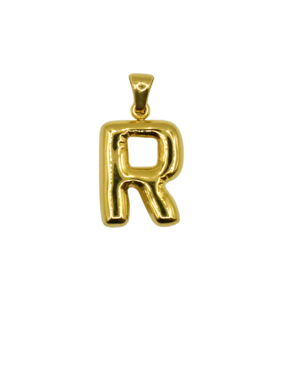 Charm inicial en forma de letra dorada, colección Letras de Auredune, primer plano de la pieza