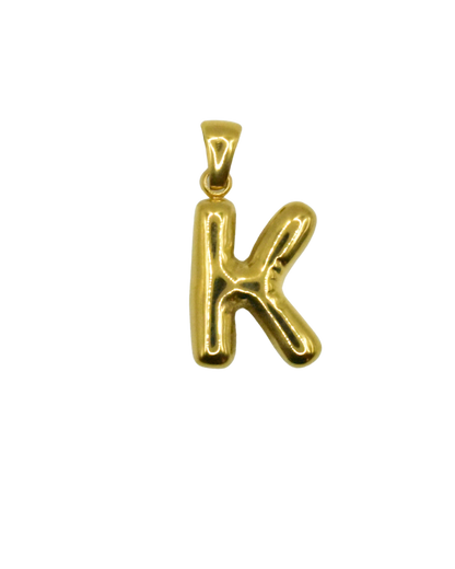 Charm letra inicial dorado con acabado en oro de 18k, Auredune