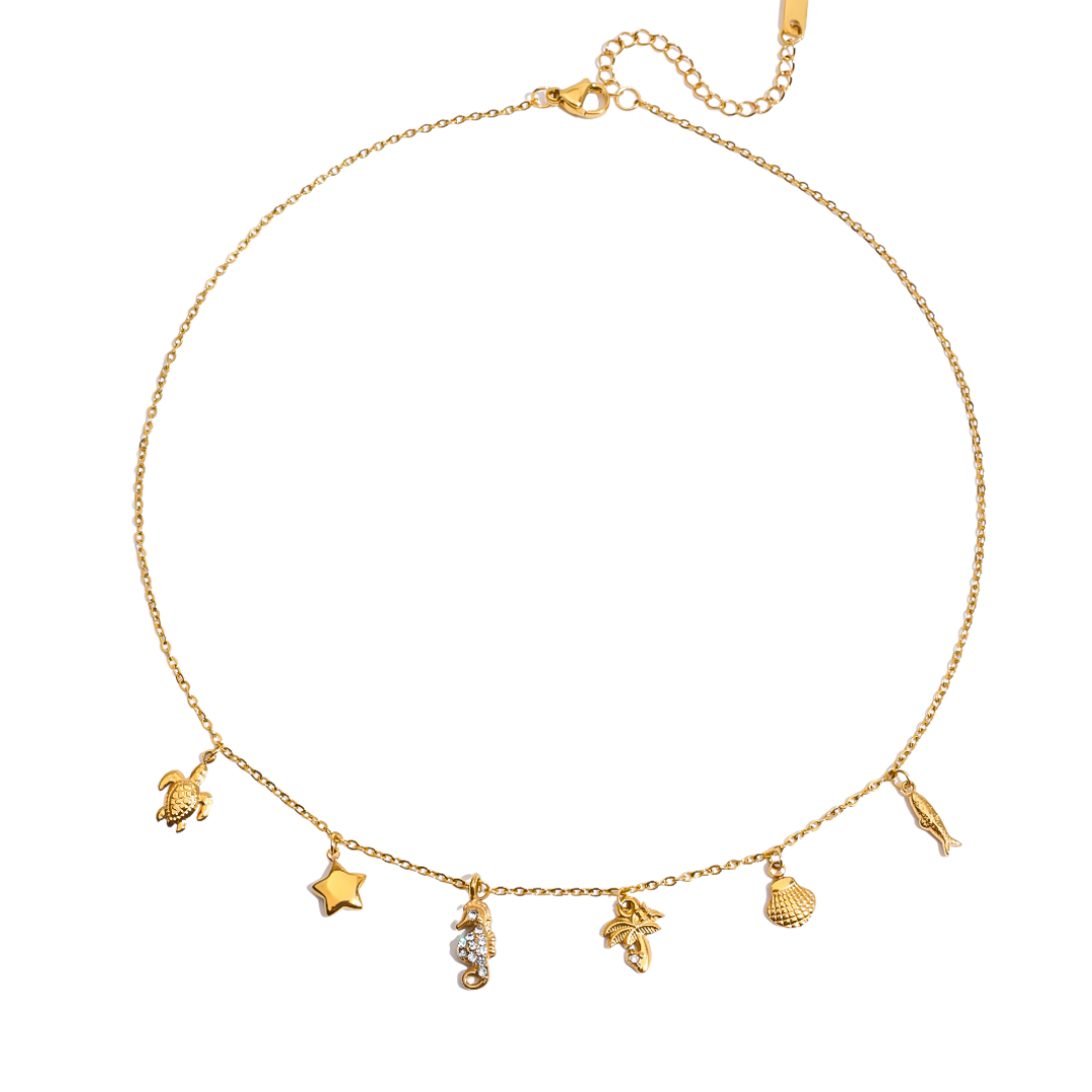 Collar dorado modelo Mar de Auredune, detalle del acabado